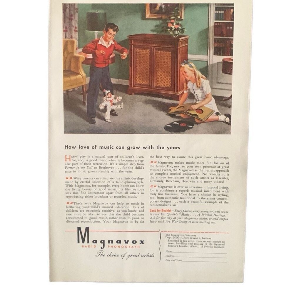Vintage 1945 Magnavox Love of Music Ad Advertisement